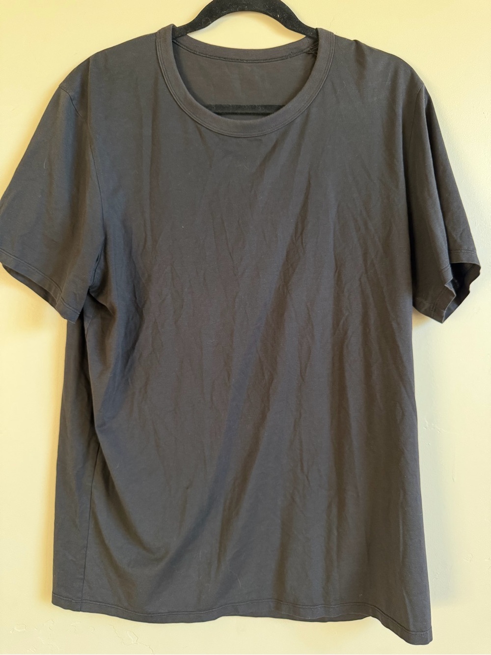 Men’s Lululemon Tee Size Large